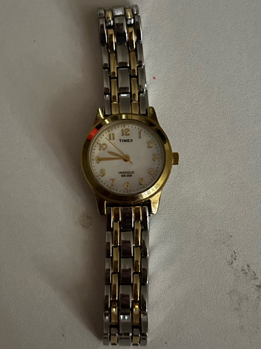 Timex T2M827 Mother of Pearl Indiglo Watch Two Tone Gold Silver 25mm - Picture 9 of 10
